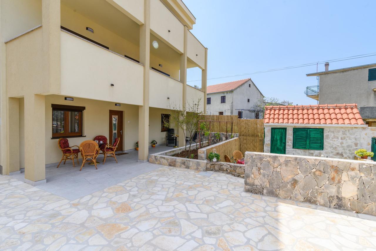 Apartmani Marko I Ana マリナ エクステリア 写真