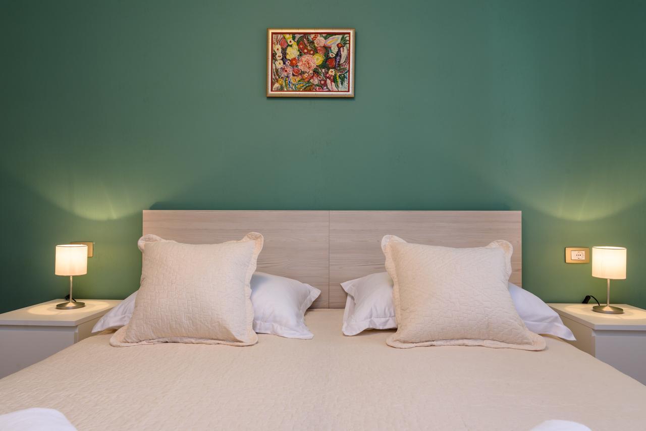 Apartmani Marko I Ana マリナ エクステリア 写真