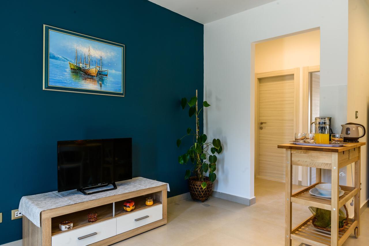 Apartmani Marko I Ana マリナ エクステリア 写真
