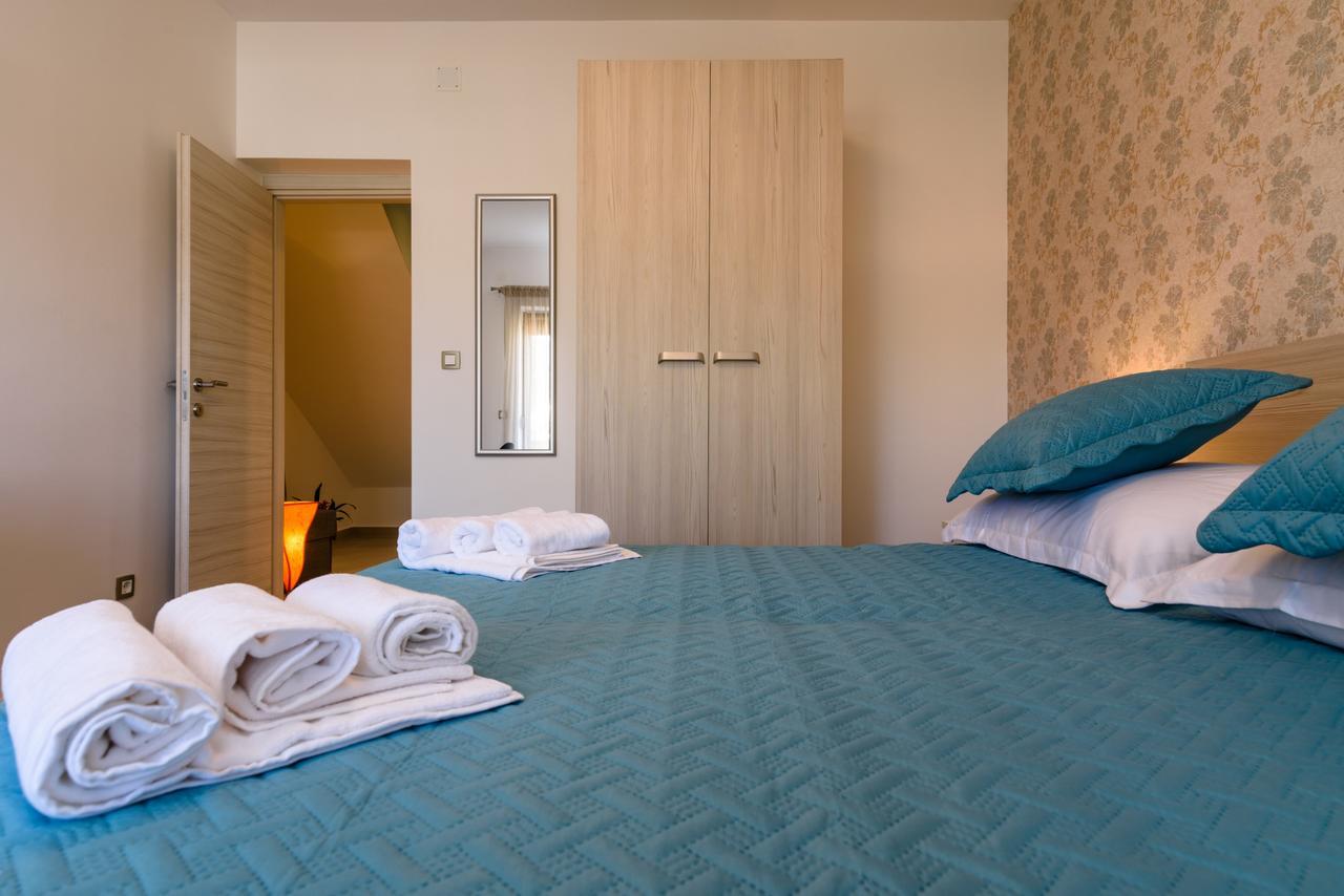 Apartmani Marko I Ana マリナ エクステリア 写真
