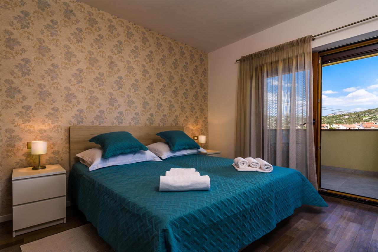 Apartmani Marko I Ana マリナ エクステリア 写真