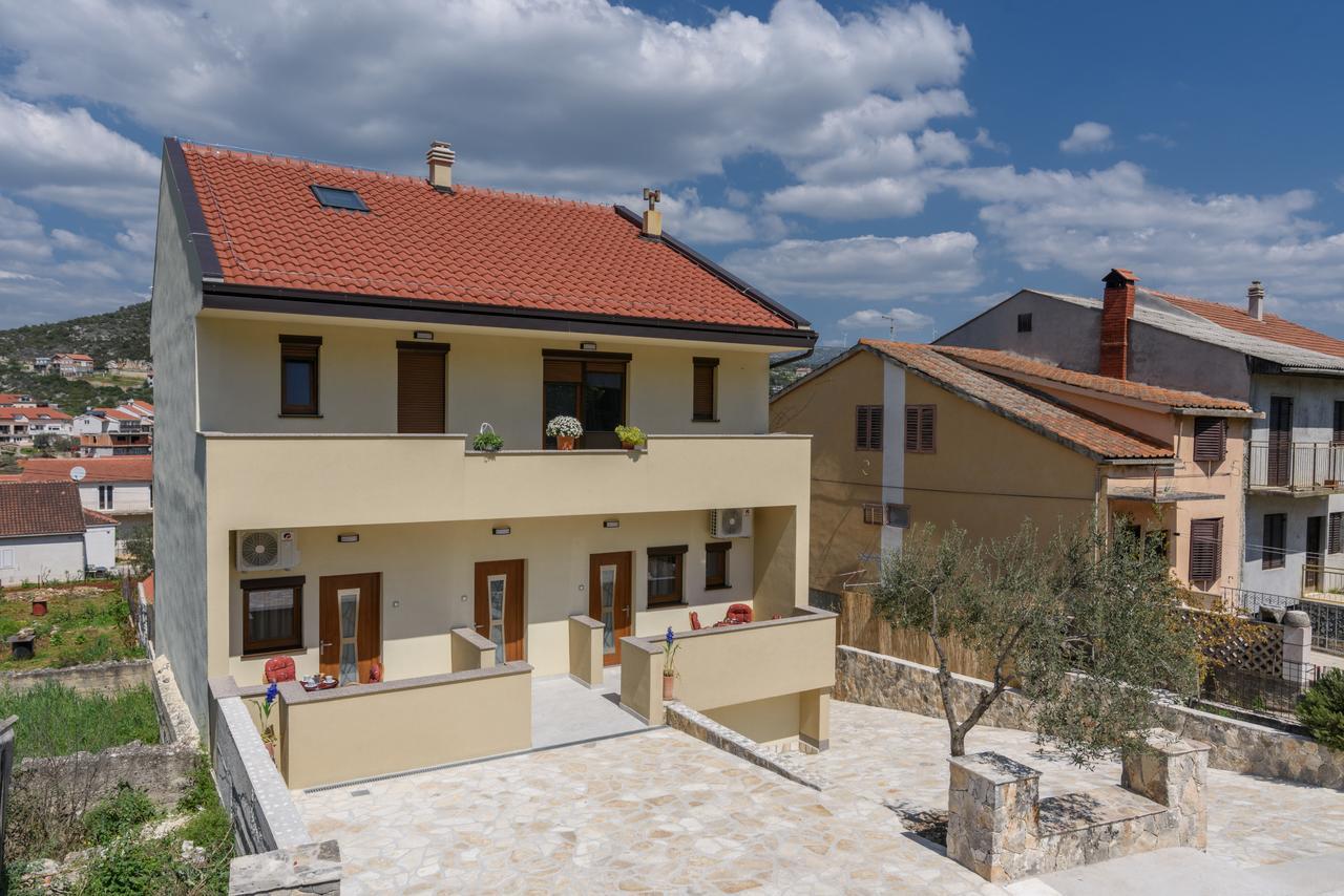 Apartmani Marko I Ana マリナ エクステリア 写真
