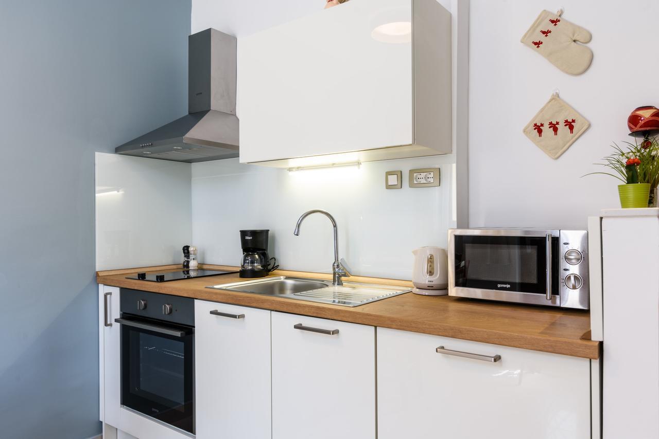 Apartmani Marko I Ana マリナ エクステリア 写真